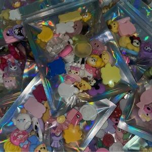 1 Bag Random Charms